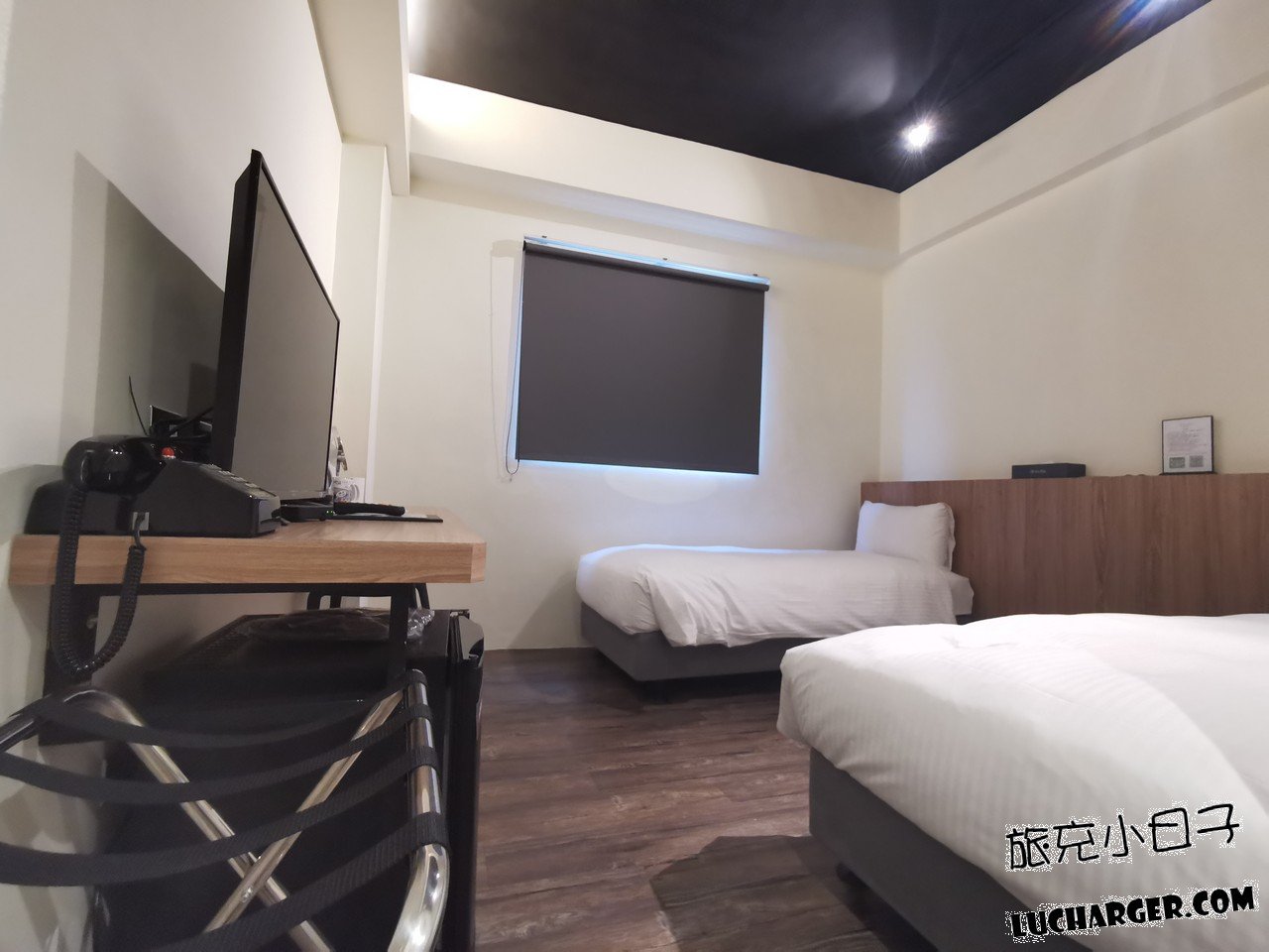旅人驛站鐵花文創二館雙床房房間空間