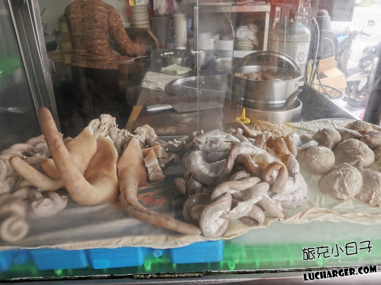 卑南豬血湯台東店豬尾巴小菜