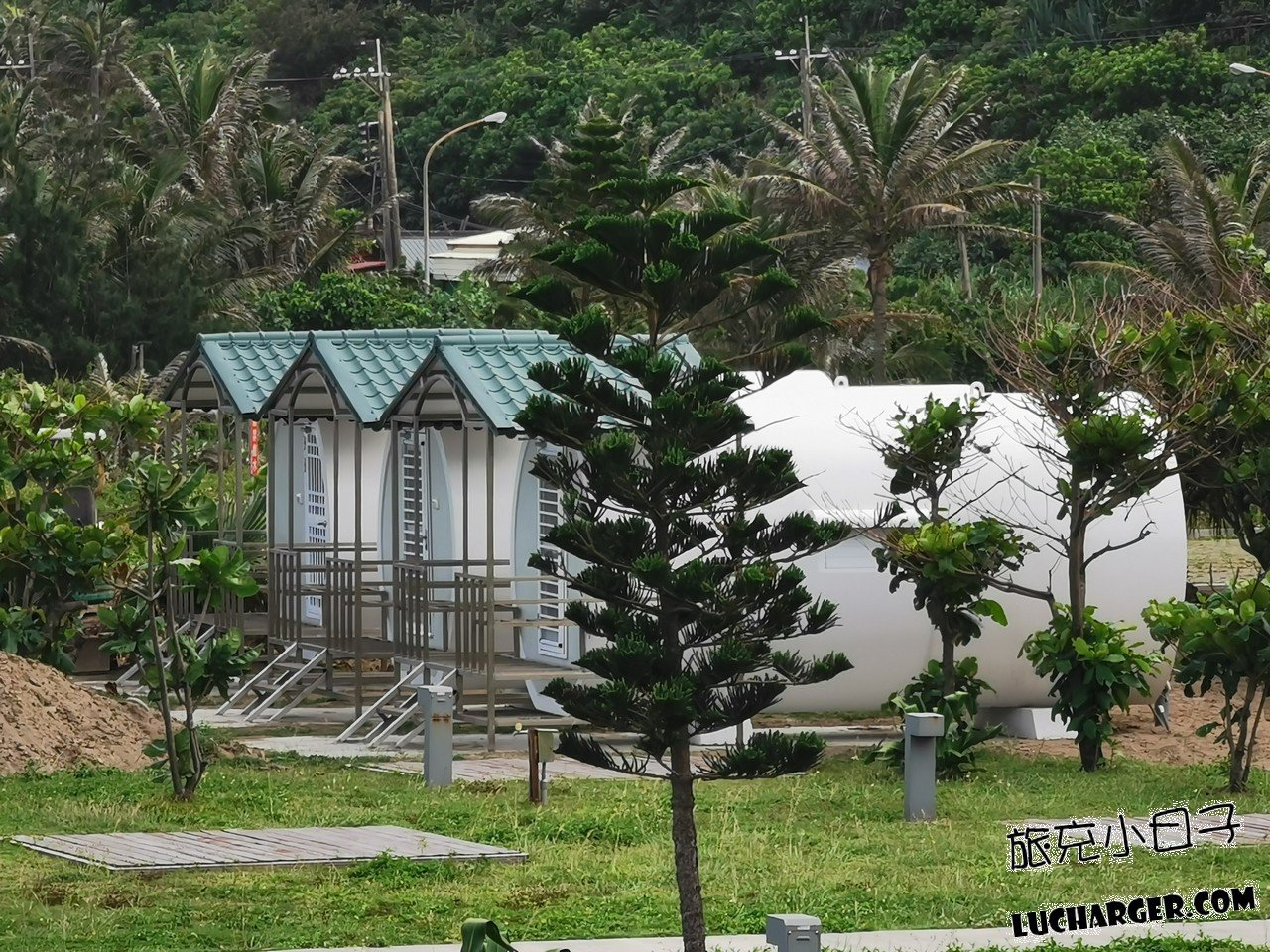 南田海岸親水公園露營區草地空間