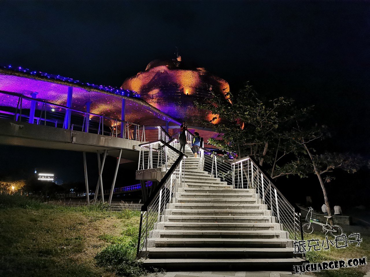 台東海濱公園國際地標夜晚整體景觀