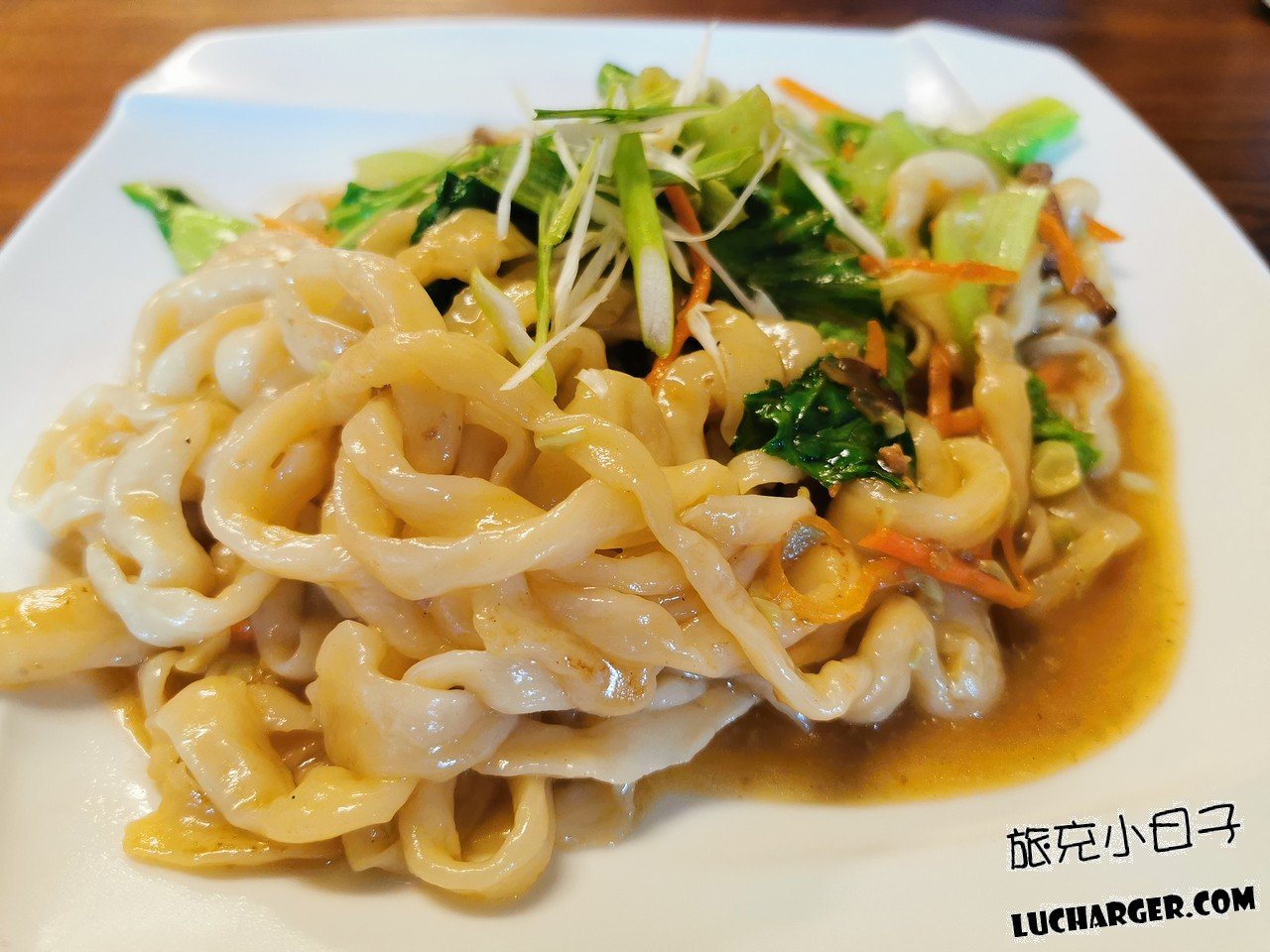 大陸婆婆麵食館米麵條煎麵