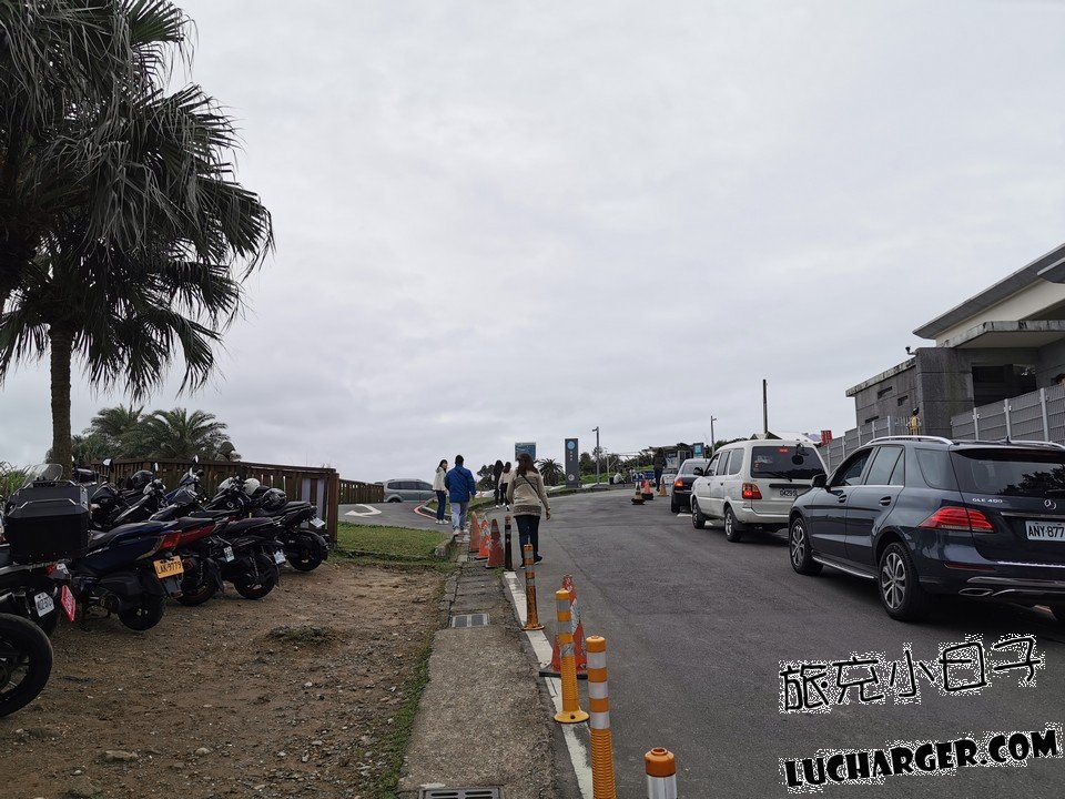 忘憂谷交通入口與停車區周邊環境