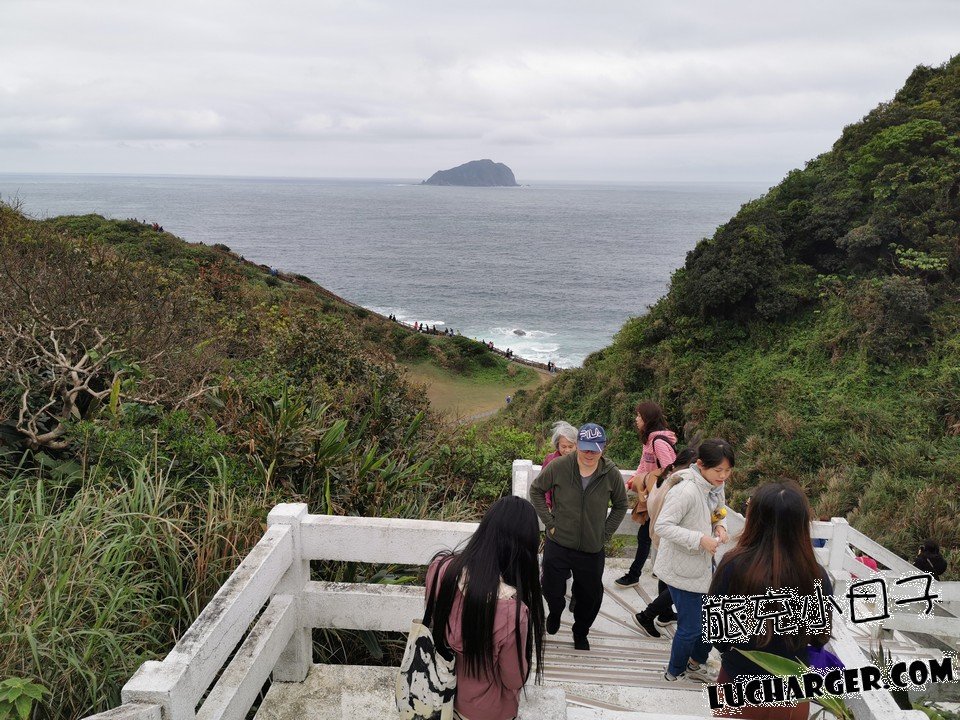 忘憂谷白色階梯與基隆嶼海景