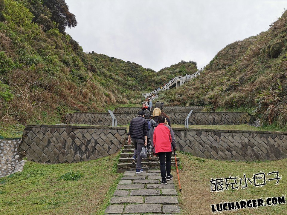 忘憂谷白色階梯回望草坡路線