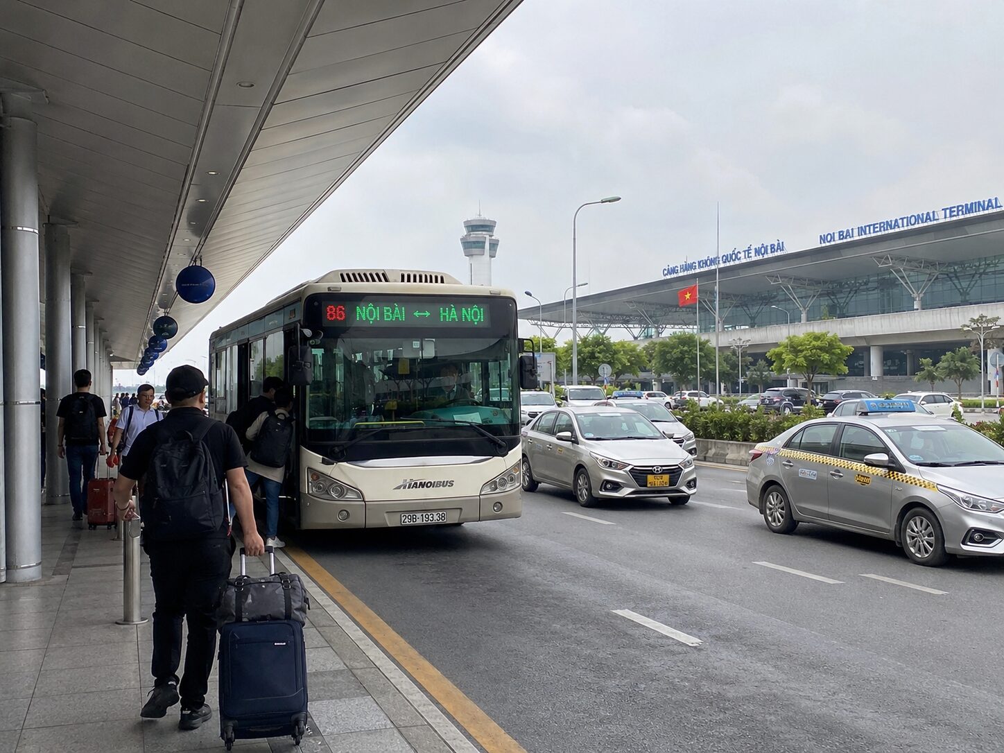 河內內排國際機場外觀與旅客動線